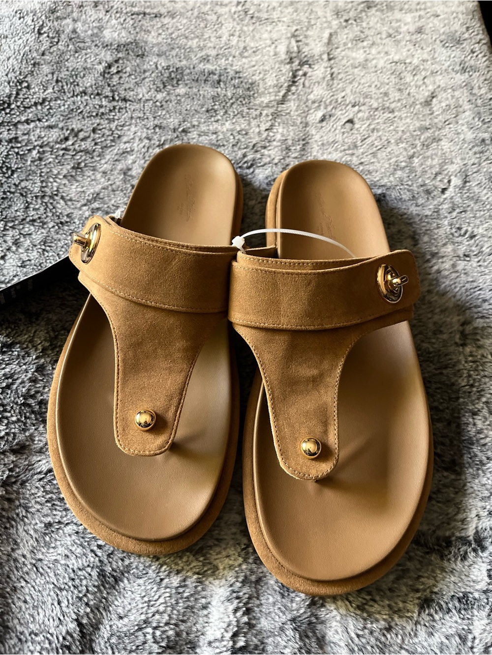 Universal Thread Tan Suede Thong Sandals with Gold Accents